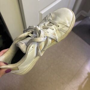 adidas womens Cream Sneakers